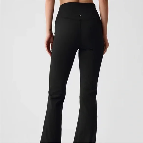 GAP Fit Black Flare Women's Pants - Picture 1 of 5
